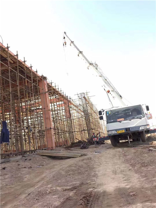 惠安县吊车作业的安全注意事项有哪些？