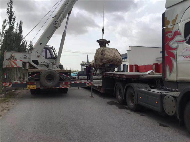 惠安县狭窄场地（如小区、车间）适合用哪种吊车？